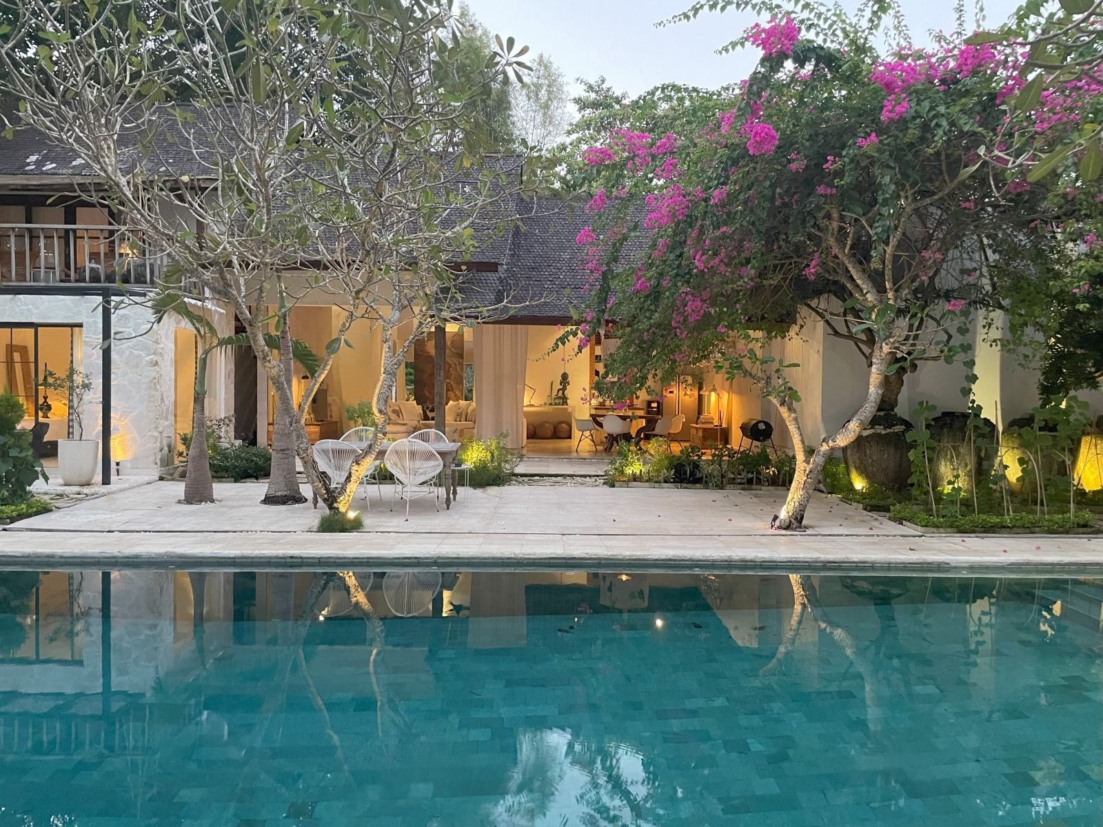 RIVERSIDE VILLA COMPLEX